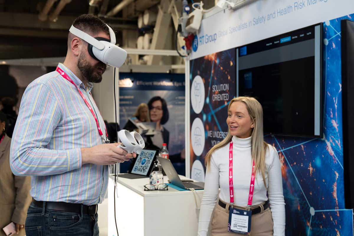 SHOWFLOOR VR DEMO SHOWFLOOR VR DEMO