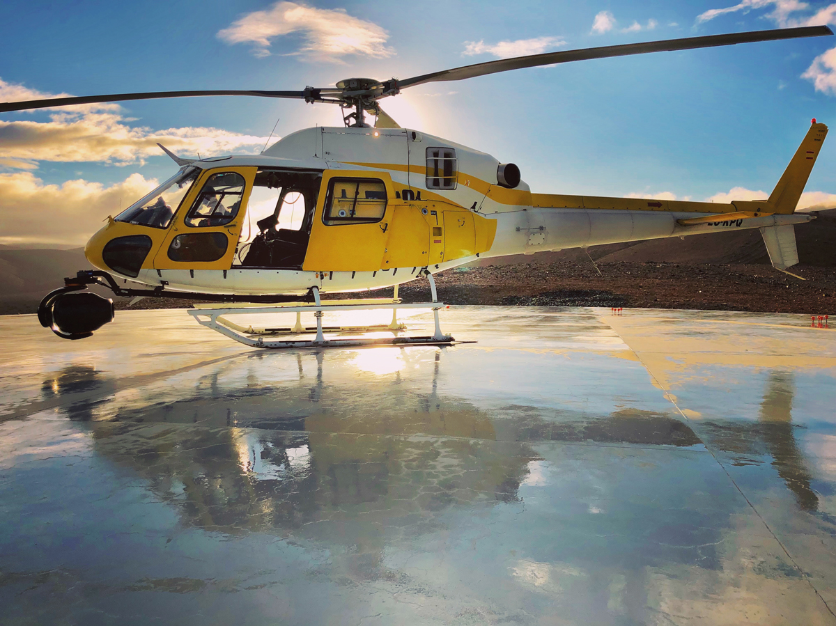 Shotover F1 with ARRI Alexa LF-Mini Fujinon Premista mounted on Airbus 355 helicopter Shotover F1 with ARRI Alexa LF-Mini Fujinon Premista mounted on Airbus 355 helicopter