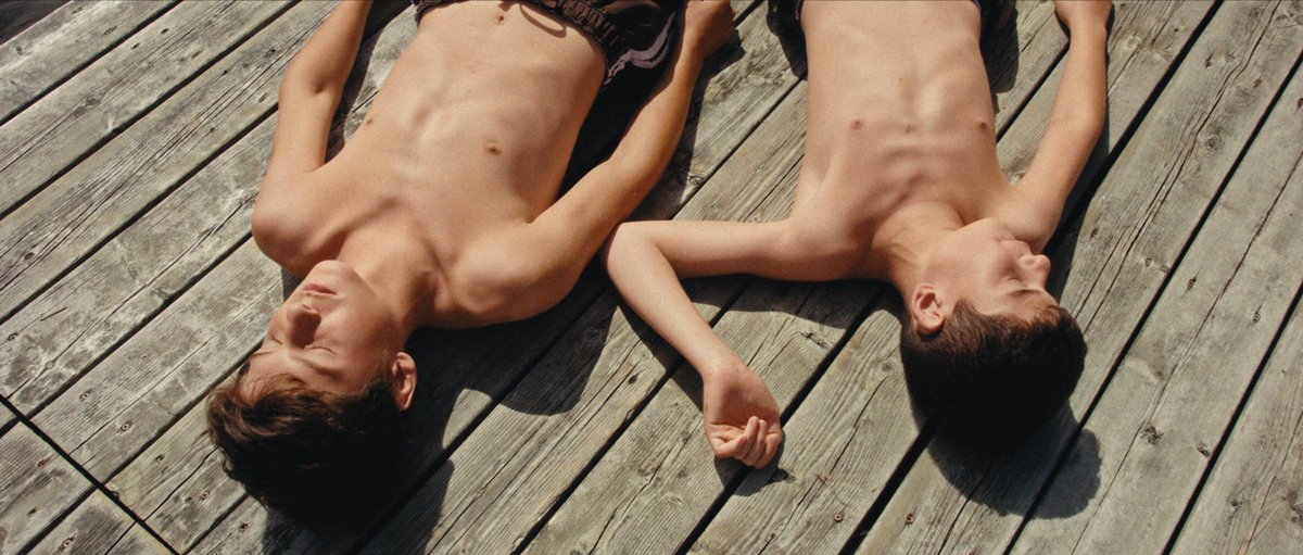 Connecting through play, the short follows twins Raphaël and Rémi Cormier as they navigate growing up together Connecting through play, the short follows twins Raphaël and Rémi Cormier as they navigate growing up together