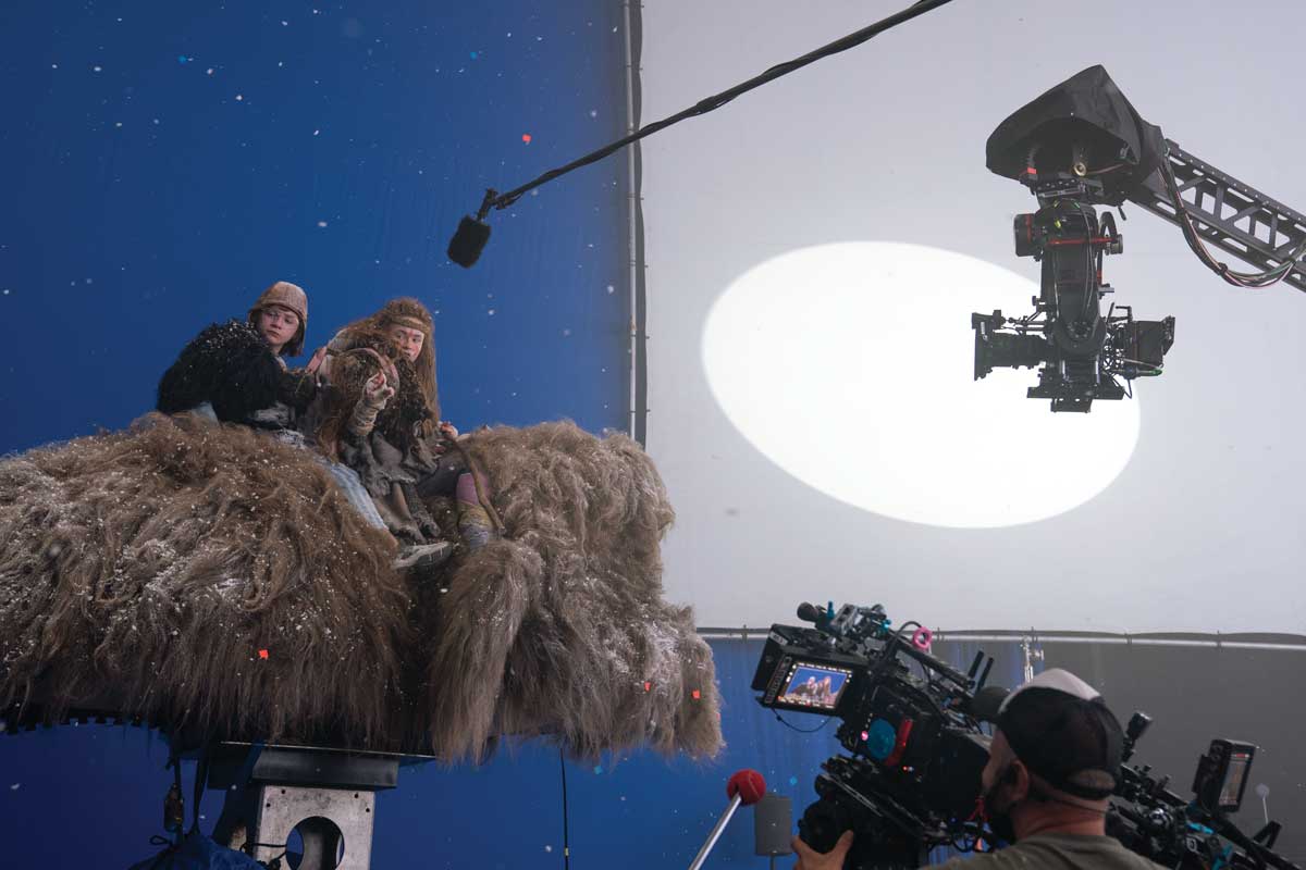 TimeBandits_107_S01870F A combination of real sand and digital work created a convincing arid landscape